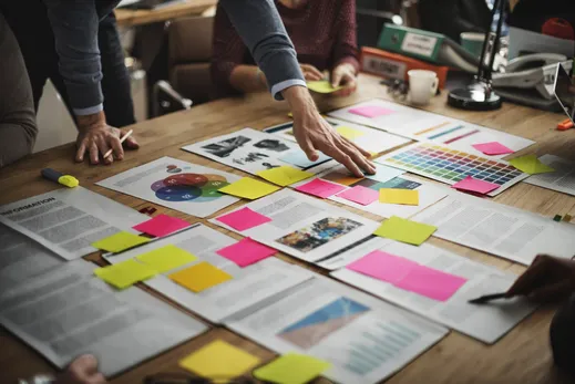 What Is OKR (Objectives and Key Results) and Why It Matters for CRM Strategy