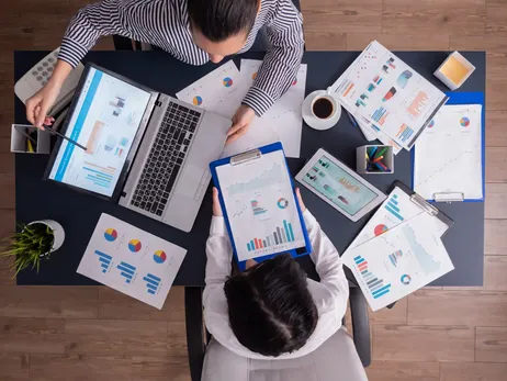 15 CRM Tools Examples for Modern Businesses: Complete Comparison Guide